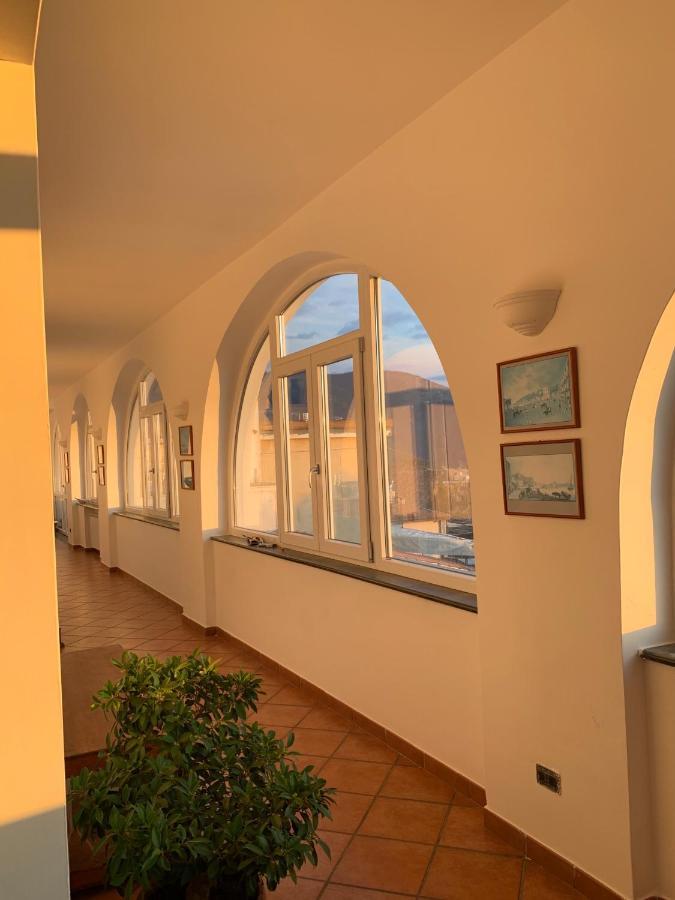 La Casa Del Sole Bed and Breakfast Vico Equense Eksteriør billede