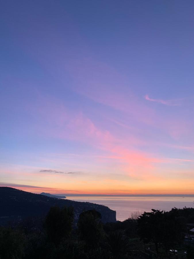 La Casa Del Sole Bed and Breakfast Vico Equense Eksteriør billede