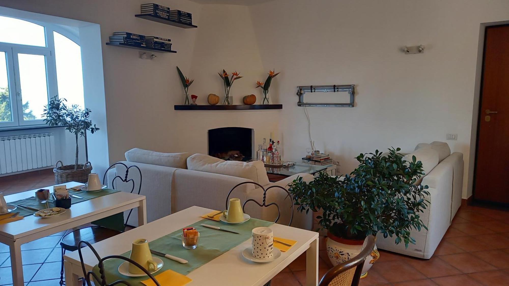 La Casa Del Sole Bed and Breakfast Vico Equense Eksteriør billede